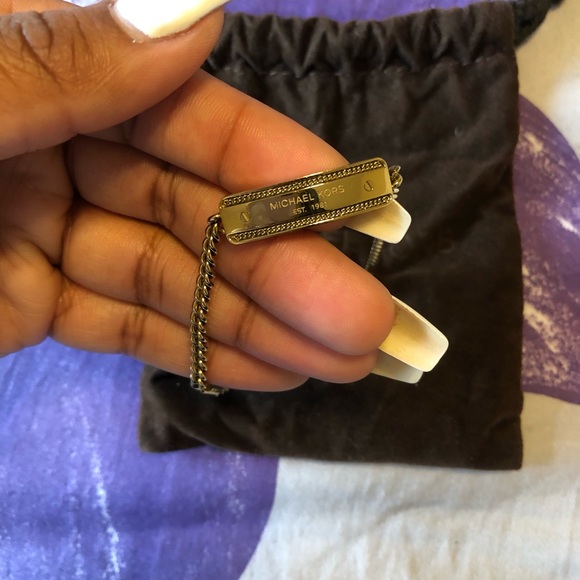 Michael Kors Jewelry - MICHAEL KORS Plaque bracelet Michael Kors Jewelry - MICHAEL KORS Plaque bracelet